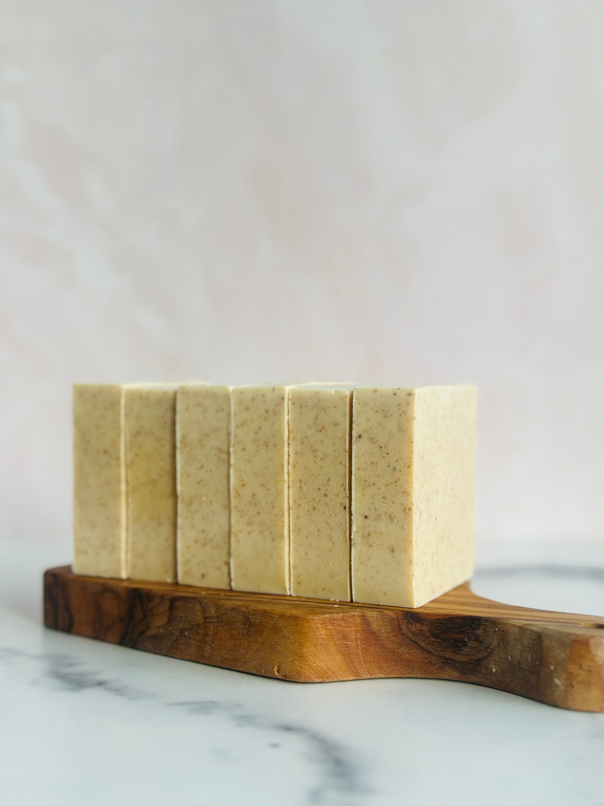 White Tea   & Walnut Exfoliant Moisturizing Cream Bar Soap